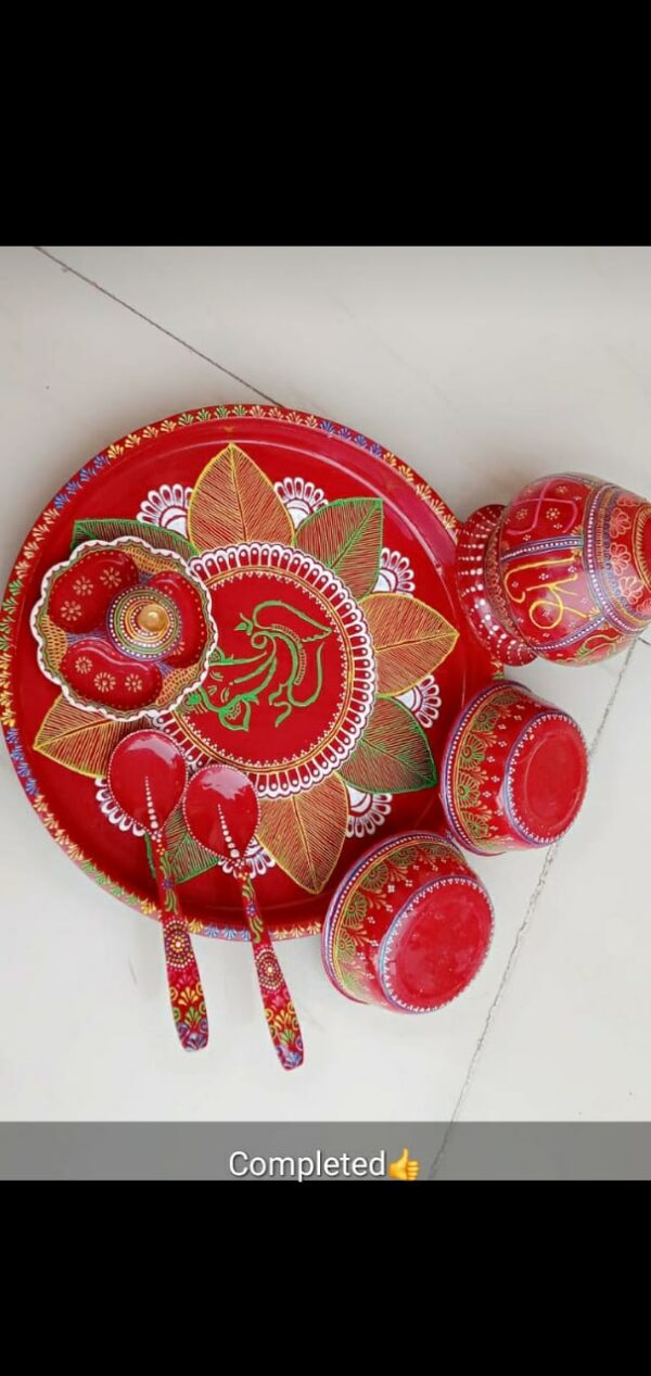 Decorative items ( two spoons , one loti , one dish , two Bowl , one kankavati)