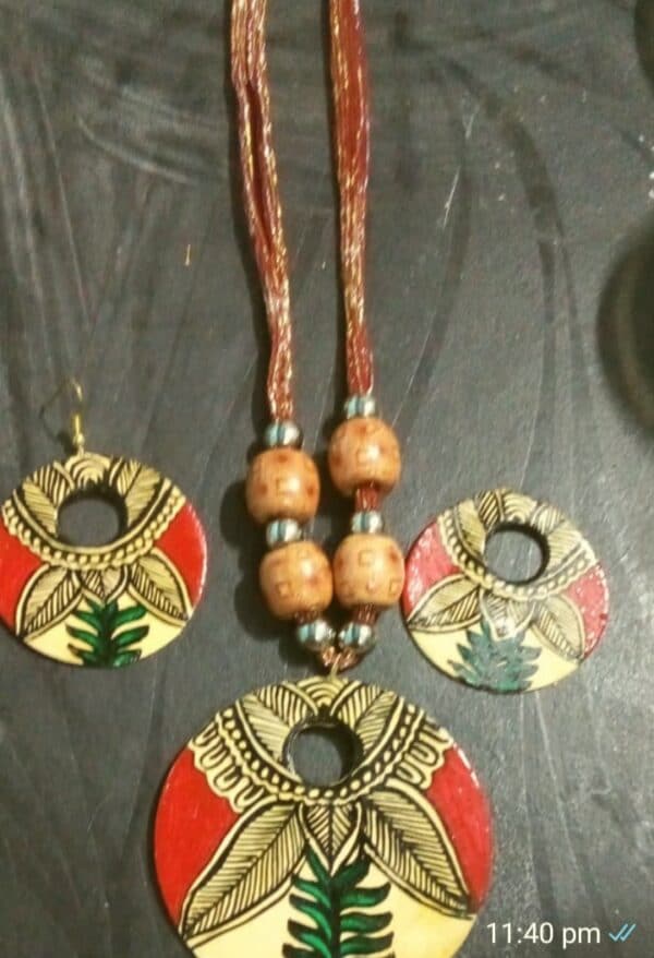 Madhubani Neckles Indian Handicrafts Vinay Kumar 01