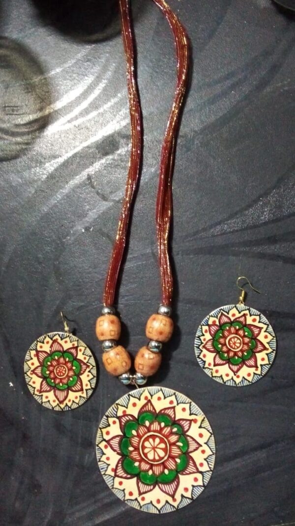 Madhubani Neckles Indian Handicrafts Vinay Kumar 05