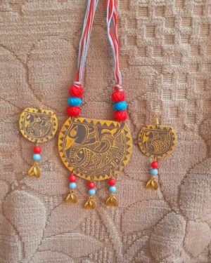 Handpainted Wooden Jewellery - Indian handicraft - Madhubani art - 09