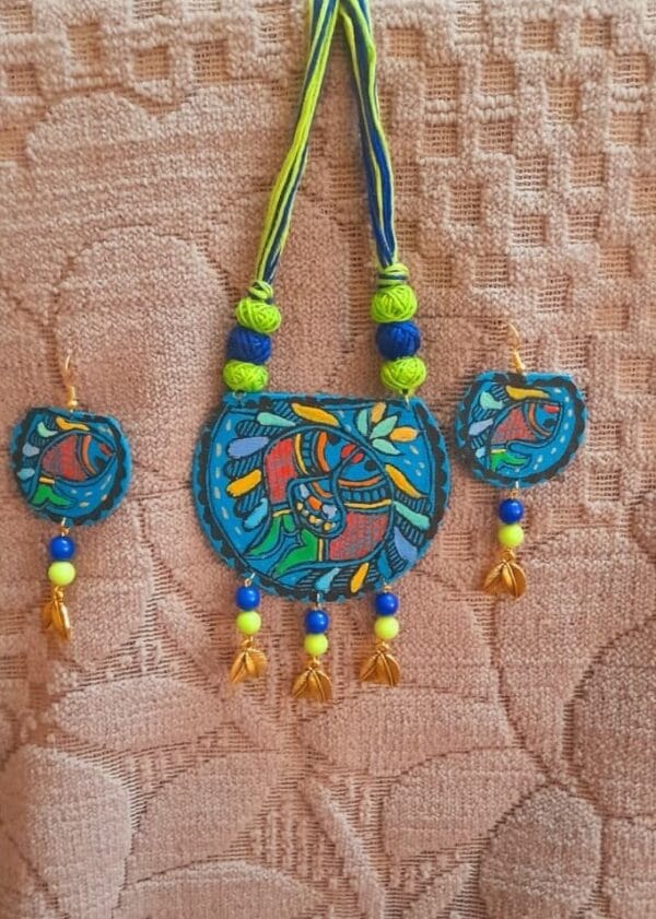 Handpainted Wooden Jewellery - Indian handicraft - Madhubani art - 11